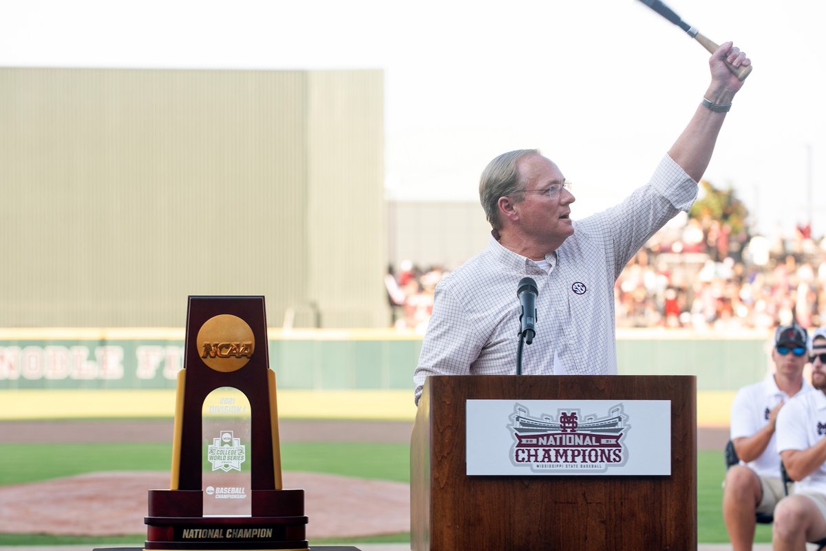 A dozen years down. 👏

Congratulations to Dr. Mark E. Keenum, who began his tenure as <a href="/msstate/">Mississippi State</a>'s 19th president 12 years ago today.
