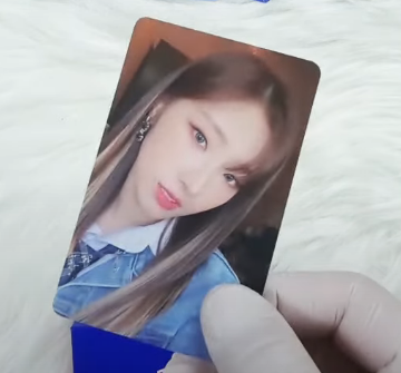 chaejicheji's tweet photo. VOMITTING AND SOBBING SHE LOOKS SOER GOOD https://t.co/WEk68QTUrb