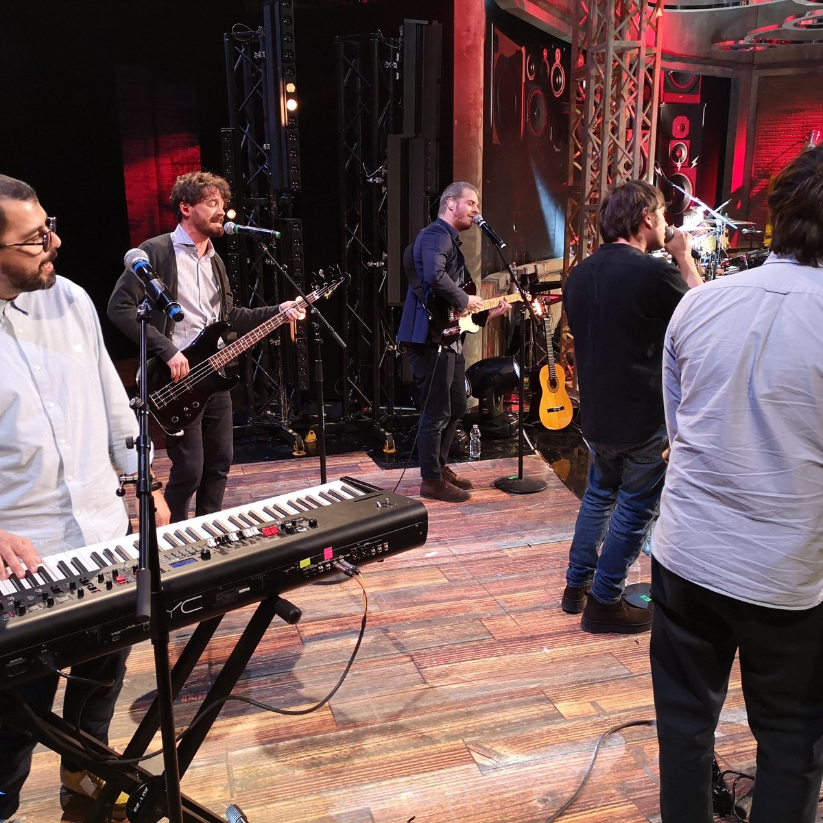 lostatosociale's tweet photo. Stasera ci trovate da @nicosavi ospiti de #IlGiovaneOld. 
Alle 23 vi vogliamo online su @RaiPlay → https://t.co/SwyABhfqzQ https://t.co/g8b28YvH34
