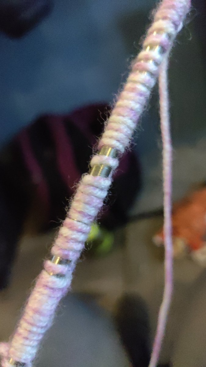 bitemespices's tweet photo. Woohoo! Casting on is half the battle, right? #beginnerknitting https://t.co/MUCqZrQzcA