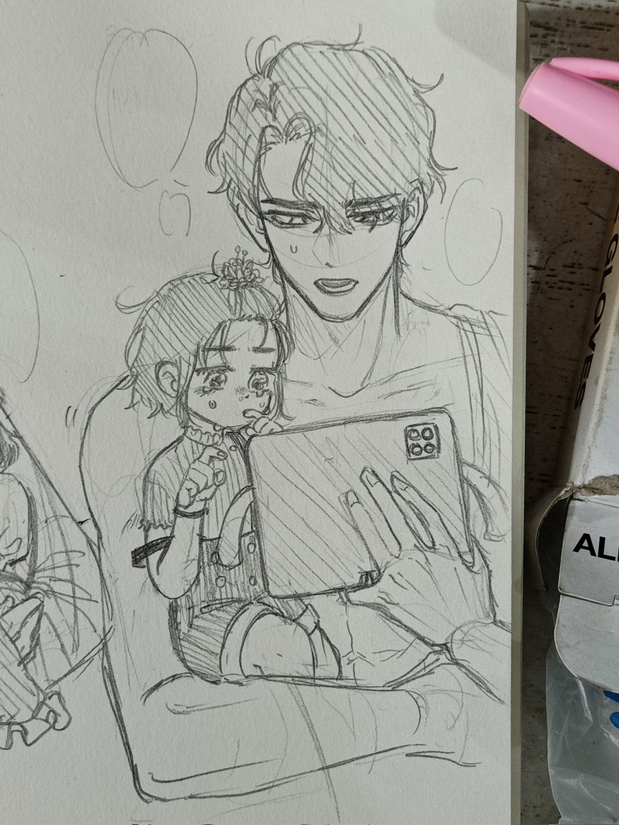 #ORV 
JoongDok as young parents lol (domestic fluff thread below)
I hc them both using diff methods to stop their 2 y.o. daughter (Biyoo) from crying:
KDJ: Story time ! Off-tune lullabies ! 
YJH: *blasting c0c0mel0n* 