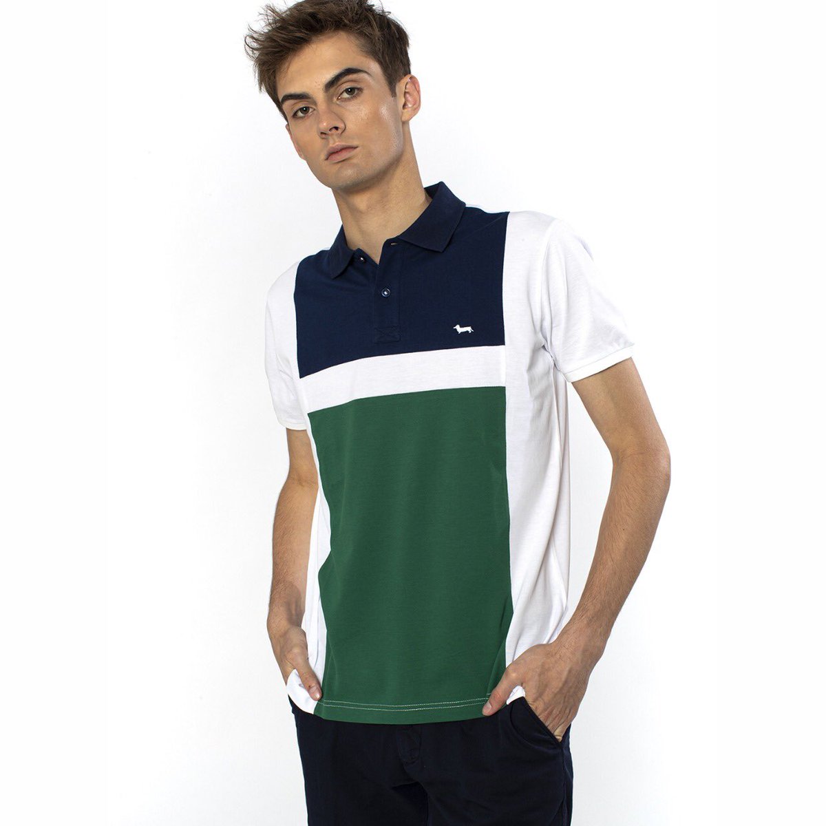 LeCollezioni_co's tweet photo. ¡Iniciamos el año recargados y disfrutando las vacaciones!
Si estás en Cartagena no te olvides de pasar por nuestra tienda y buscar tu outfit de lujo perfecto para vacaciones https://t.co/IvDbjuQPeC