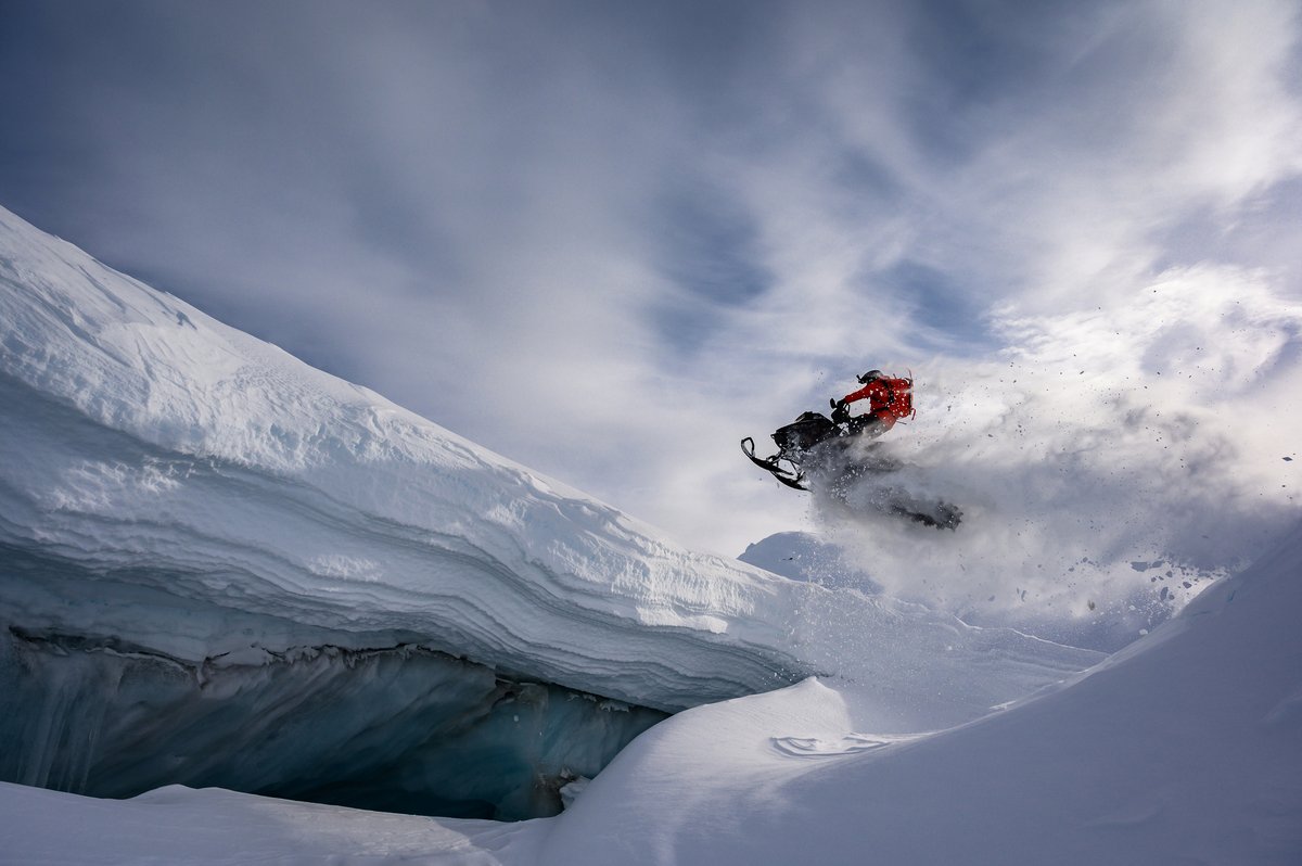 tugoinsurance's tweet photo. Snowmobiling offers the freedom to discover vantage points not typically accessible on foot. But as with any motorized sport, safety is key, so read on to determine the right #travelinsurance to protect you and your snowy travel adventures. https://t.co/ElxTGbTXDv https://t.co/BqCZppAJoL