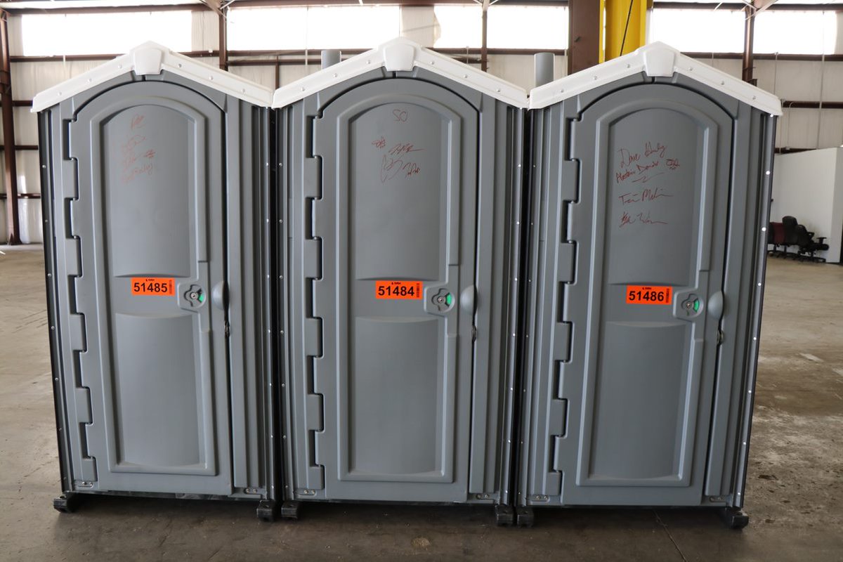 StallionRents's tweet photo. Special Moment for StallionRents Houston! The first of our brand new inventory popped up and signed by our team.

https://t.co/xyd86yubd7
#eventplanning #wasteservices #portablerestroom #portapotties #portajohnrental#portabletoilet #jobsiterestroom #jobsiterentals #jobsitetoilet https://t.co/yFw2hNcxwH