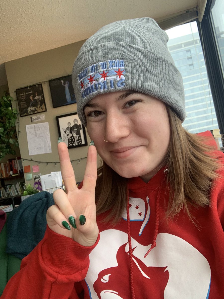 rcolesclass's tweet photo. the pandemic has highlighted countless systemic inequities. in a blue state with a “democratic” mayor, my students are still left behind. mass collective action is the only way forward, and i am PROUD to be a teacher and @CTULocal1 member. #endofthethread #makeitmakesense https://t.co/QiubATC7zd
