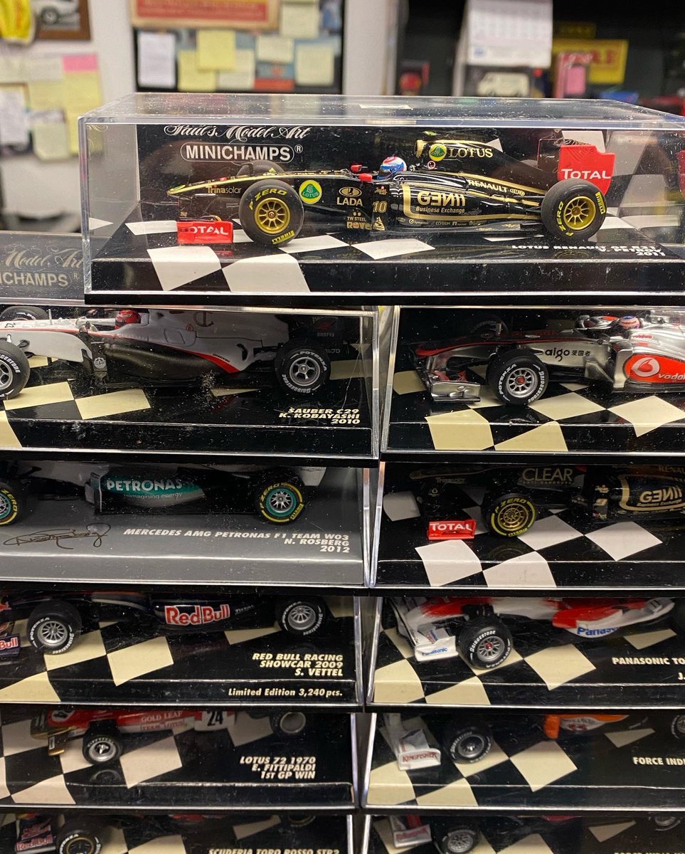 cars_tiny's tweet photo. Le Formula uno Minichamps Scala 1:43 Km Zero! #tinycars #minichamps #scala143 #f1 #formulauno #formelone https://t.co/Qe3OVtrnnj