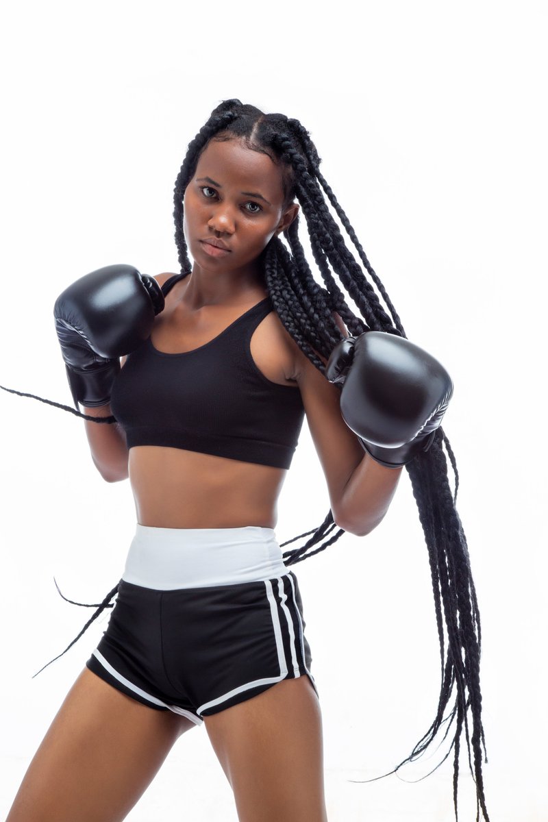 ronniensubuga0's tweet image. Meet my Knockout Champ!!// Victoria Lavetz ✨✨
@lavetz
Lensed @manzi_rolland
Directed by @nsubugaronnie1
#cmagirls #crystalmodelsafrica #modeldevelopment #Uganda