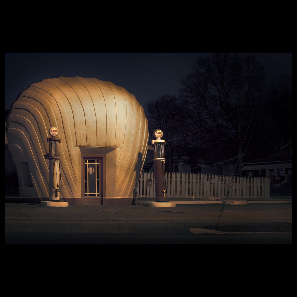 "ask the dust"
-John Fante.  Scallop Shell station, 1930, Winston-Salem, NC. 
mikejohnson.artstorefronts.com/.../ask-the-du…...
Hope you enjoy.
#nikon #d610 #askthedust #johnfante #edwardhopper #filmnoir #losangeles #LA #bogart #Bacall #shelloil #scallopshell #noveltyadvertisement #1930s  #winstonsalem