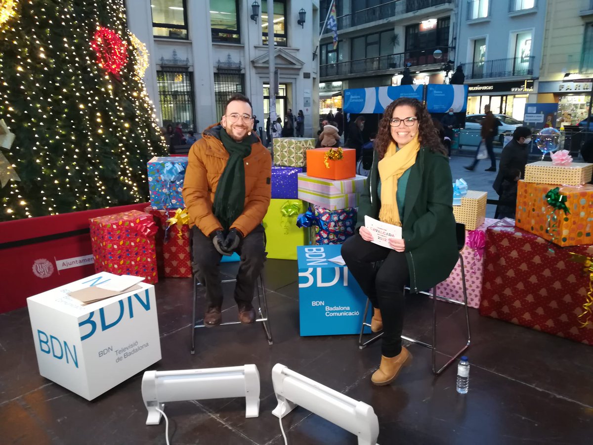 bdncom's tweet image. 👑Ja ho tenim tot preparat per oferir-vos en directe la comitiva reial dels Reis Mags de l'Orient, enguany titulada "La màgia dels astres". A partir de les 19h en directe a Televisió de #Badalona 👇🏽 #cavalcadabdn #Badalona