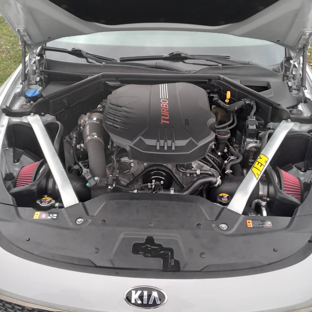 precise410's tweet image. Before and after photos of my Engine Bay and AEM Cold Air Intakes