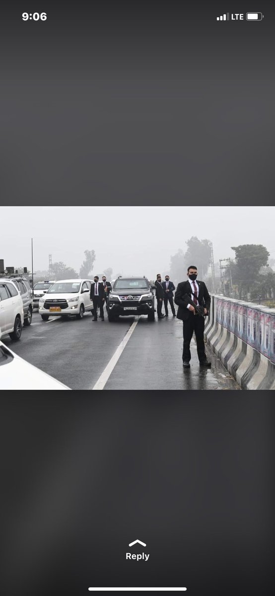 sonukumarrsingh's tweet photo. आज भारत के प्रधानमंत्री श्री @narendramodi जी की सिक्युरिटी के साथ जो खिलवाड़ हुआ है वो पंजाब पुलिस और सरकार के लिए अफ़सोसजनक और शर्मनाक था।इस मामले में देश के प्रधानमंत्री के प्रति कुछ लोगों की नफ़रत उनकी  कायरता की निशानी है।पर याद रखिये - जाको राखे साइँया, मार सके ना कोय!🙏 https://t.co/HkL4iDtang