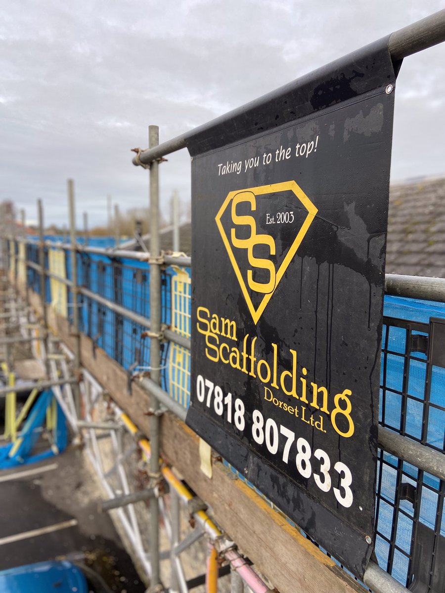 SamScaff2003's tweet image. #scaffolddorset #constructiondorset #samscaff #takingyoutothetop #blackandyellow