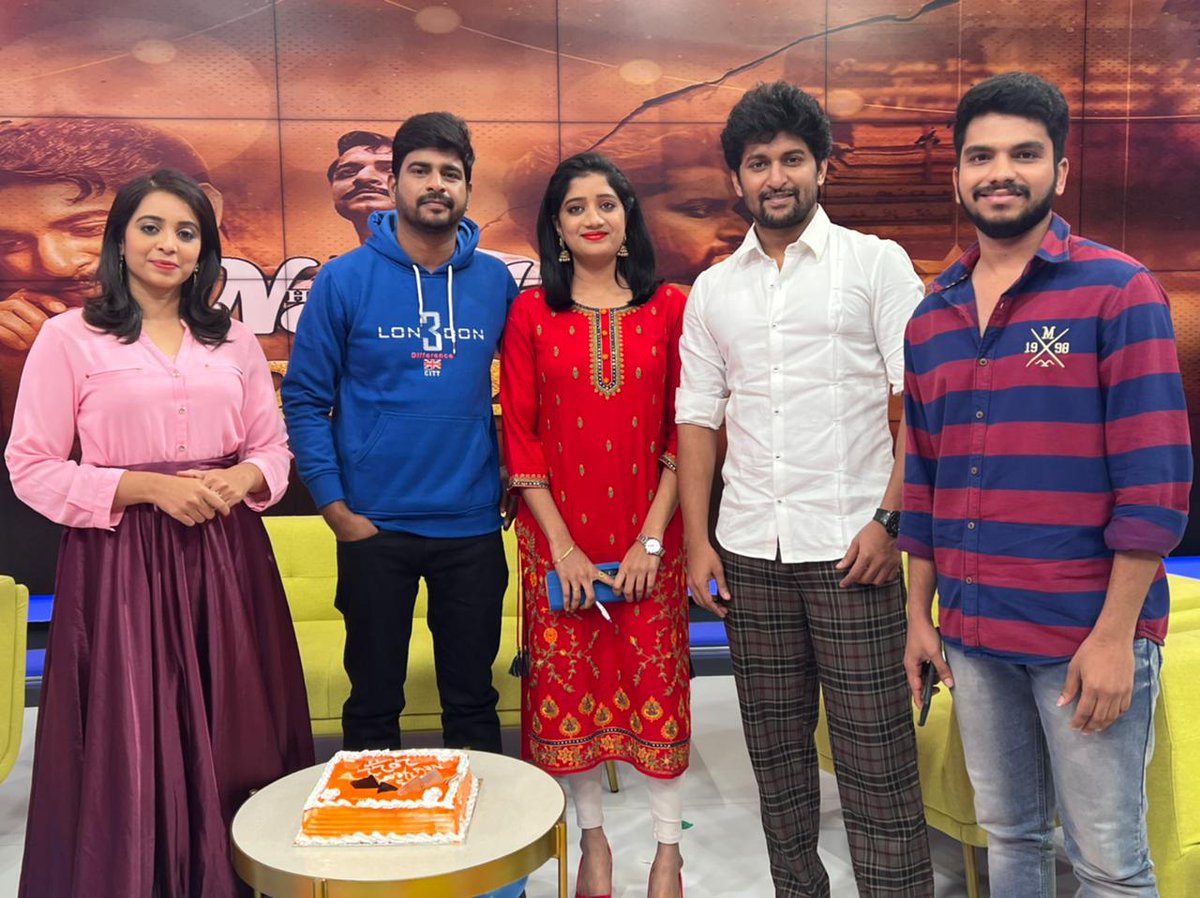 Anchor Vishitha tweet media