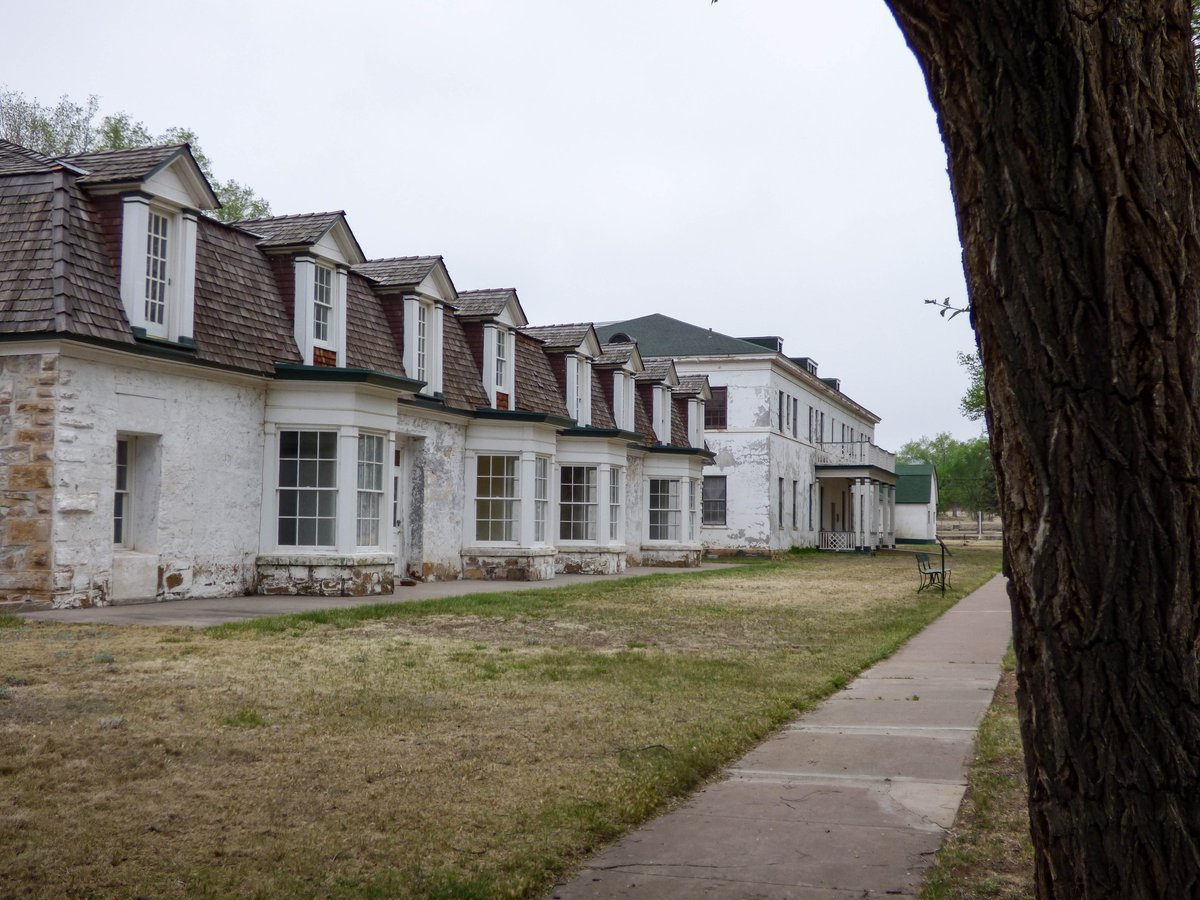 505Nomad's tweet photo. The U.S. Army constructed Fort Stanton in 1855 to control the Mescalero Apaches. It is one of the most intact 19th century military forts in the U.S. - https://t.co/4vAxDH6eQd

#NewMexico #roadtrip #daytrip #travel #history #military #AmericanWest #OldWest #AmericanFrontier https://t.co/OFJjLMz3bD