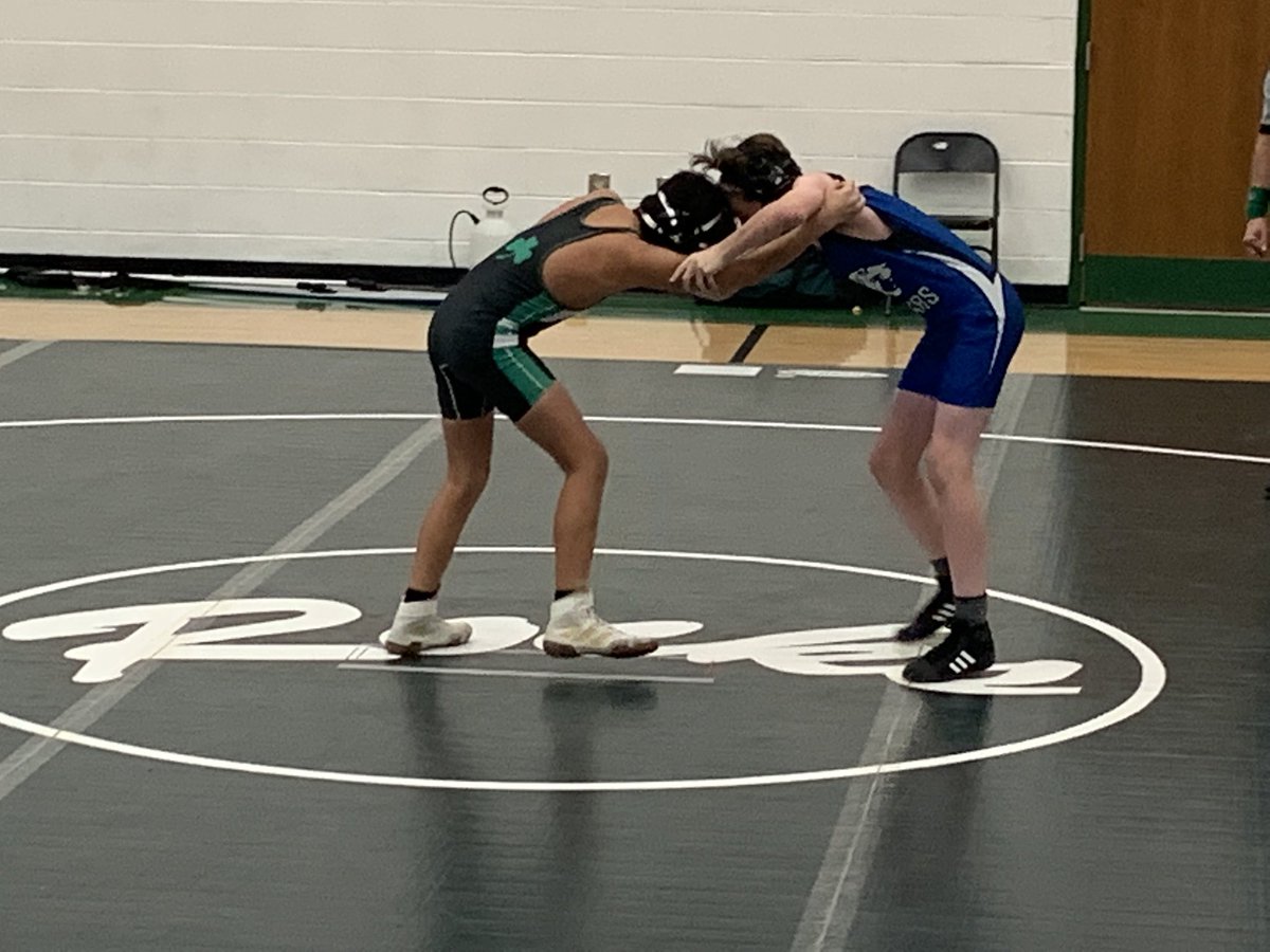 XC_DAD's tweet photo. Rocks on the mats ๐ @SellsAthletics wrestlers were in action tonight against Memorial. Even though we came up short the boys showed grit and determination! ๐คผ #wrestling #WrestleMania #Rockpride #pinchain https://t.co/zTfsSMVjdQ