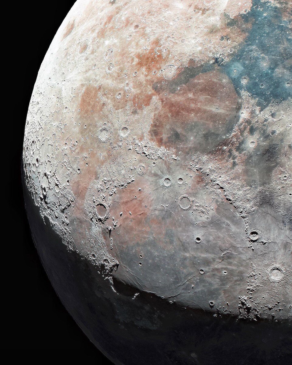 redditSpaceView's tweet image. This is an epic shot of our Moon.