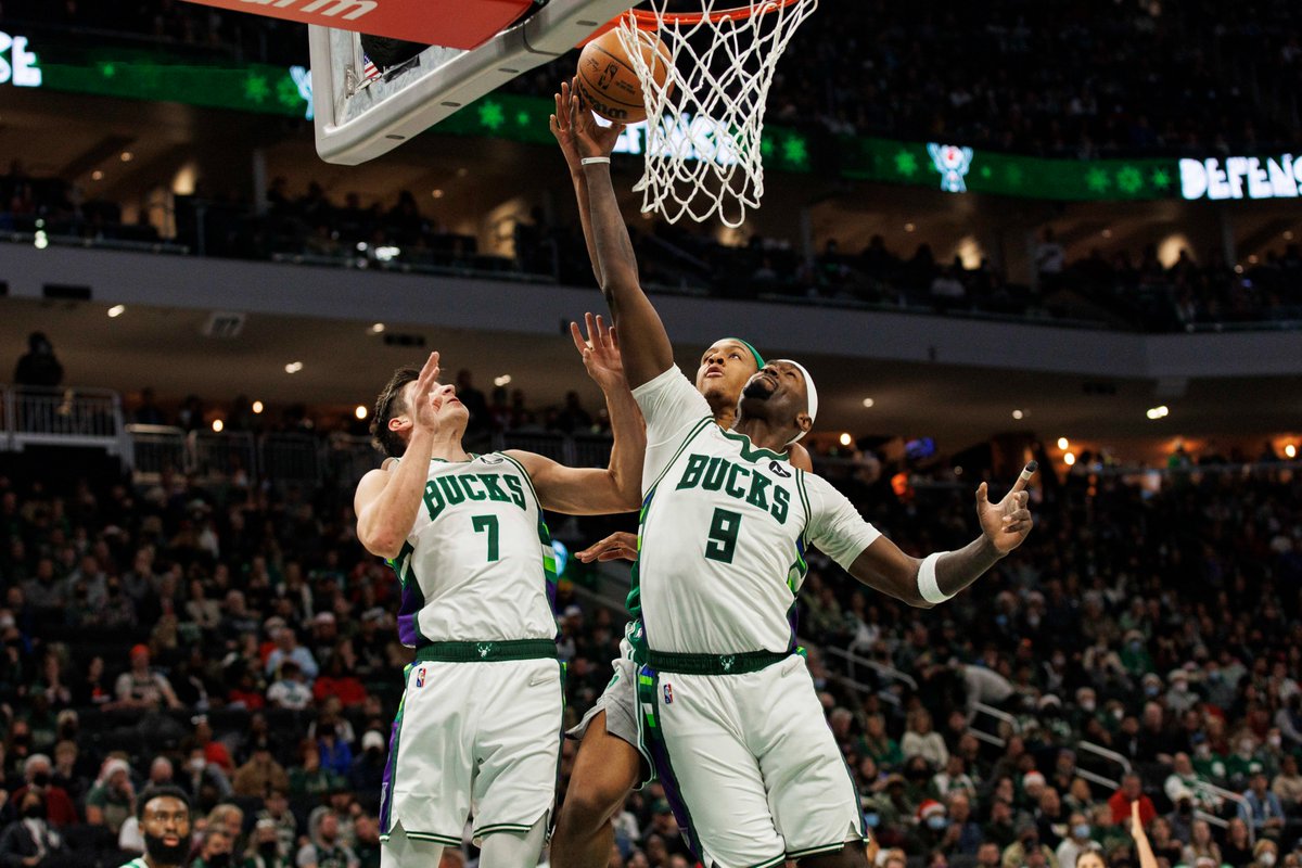 TailgateDFS's tweet image. NBA DFS - FanDuel "Main Slate" Lineup - 1/5/22 - 7:00pm

Free Team/Link: sportschatplace.com/fantasy-picks/…

Paying up for Bradley Beal &amp;amp; Kyle Kuzma!

Value w/ MIL!

K. Lowry &amp;amp; S. Bey!

Good Luck!

@SportsChatPlace @PickDawgz

#DFS #NBA  #NBATwitter  #Basketball #FanDuel #NBATwitterLive