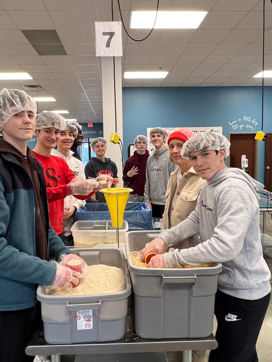 Dowling Catholic Boys Basketball tweet media