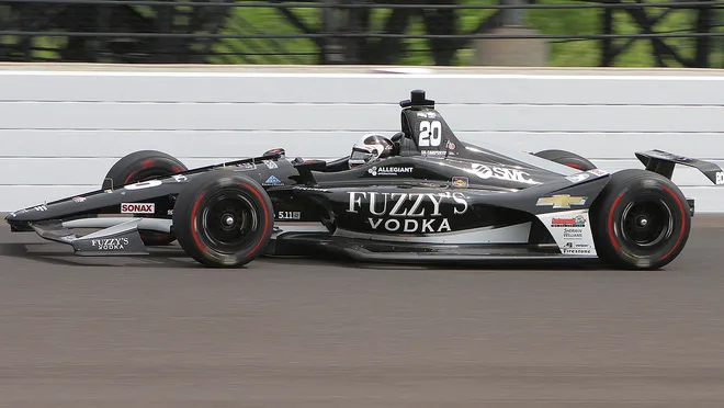 IndyF1Verse's tweet photo. SEBASTIEN BOURDAIS VENCE O GRANDE PREMIO DE ST. PETERSBURGO!!!

Em uma pilotagem espetacular do Frances, ele conseguiu bater Marco Andretti nas voltas finais e liderar até o fim da corrida, grande estreia para a @JackZadaF1V na IndyCar Series! Scott Dixon (@GanassiF1v) é o P3! https://t.co/tVvNE1mHxM