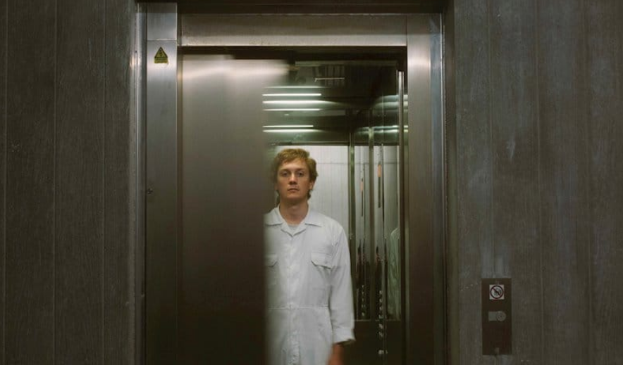 ShamelessPR_'s tweet image. Cheers to @Sitorimon at #HigherPlainMusic for the killer review of 'The Golden Hour' from #CollectCall @CollectCalluk (also involving @Kianna_Blue), calling the EP's vibe "Lo-fi early #Beck with a splash of #SufjanStevens" ~ tinyurl.com/2p892n5n #alternative #shoegaze