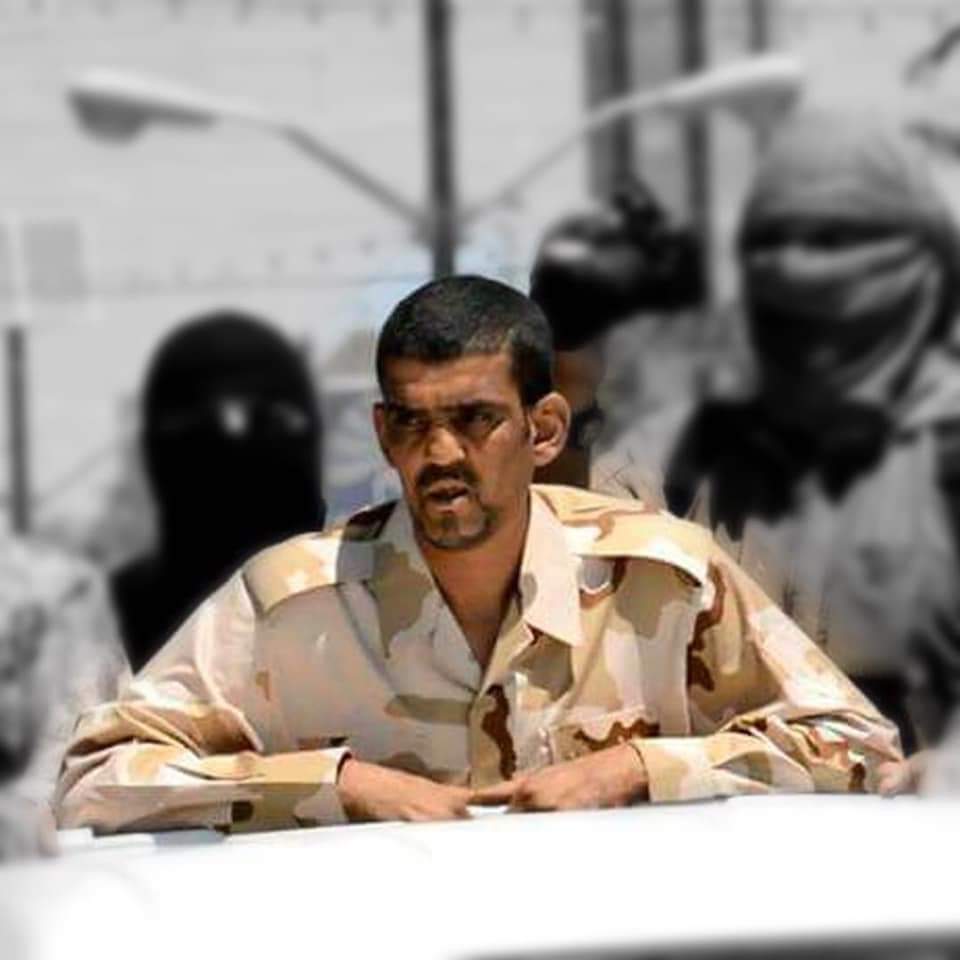 في ذكرى #عيد_الجيش_العراقي الباسل
نستذكر البطل الجندي المحارب الجريح
الأسير #الشهيد_مصطفى_العذاري
الذي قتل و صلب على يد أهل #الفلوجة
لهذا الشهيد الغريب غصة و نار في قلوبنا
والله لن تطفئها لا السنين و لا الشعارات
الكاذبة