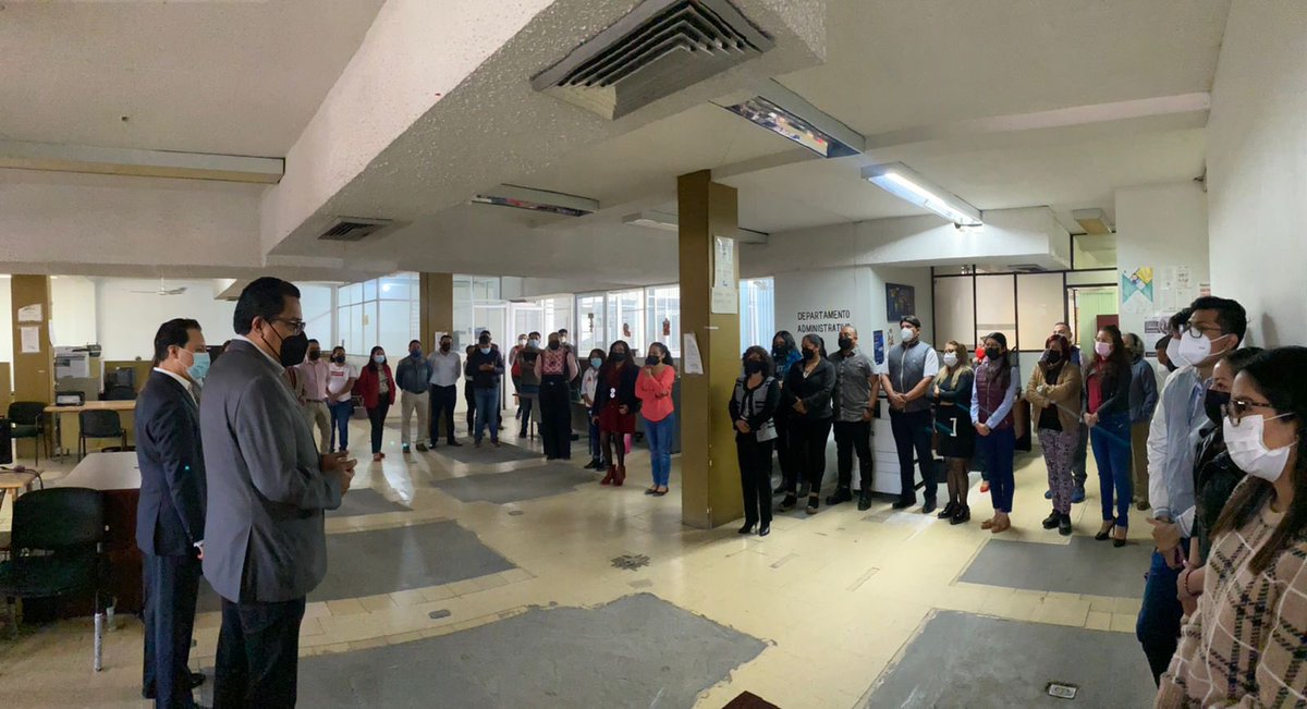 Benjamin_Hdez_'s tweet photo. Agradezco la cálida bienvenida del personal que labora en la Junta Local de Conciliación y Arbitraje. Trabajaremos en equipo para atender las demandas y solicitudes de la ciudadanía. @alejandromurat https://t.co/r9siK8a1XN