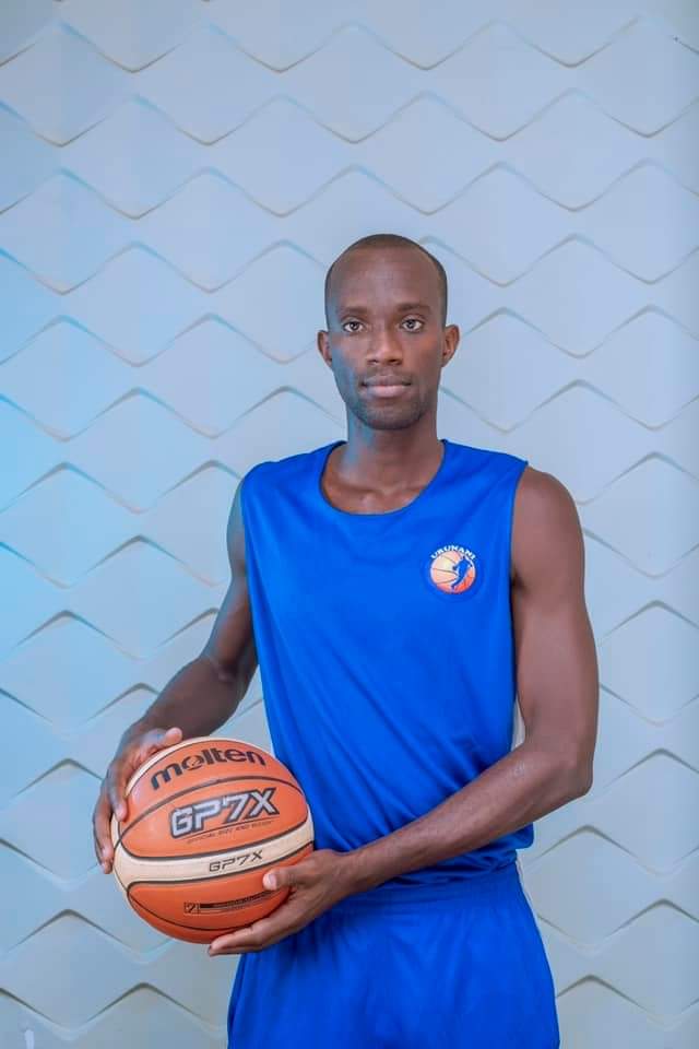 URUNANI_BBC's tweet photo. 12. Numéro préféré: 4
13. @URUNANI_BBC pour toi c'est... : #Urunani pour moi une famille 3/n
#Urunani #Ishaka
#Burundi https://t.co/nmJsBQYyNp