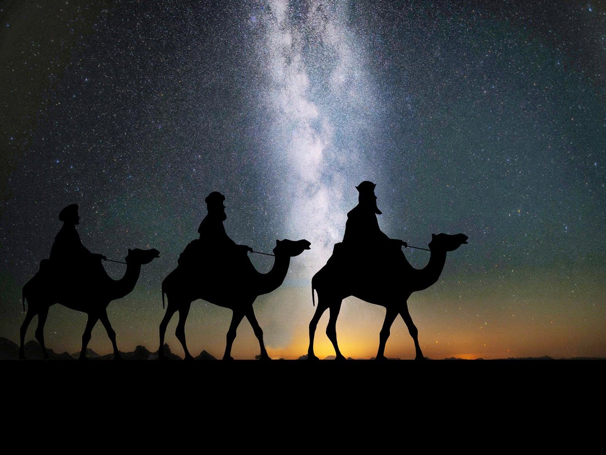 🌟 Ojalá los #ReyesMagos en Madrid le dejen a la <a href="/UNED/">UNED</a> y a <a href="/rmairal/">Ricardo Mairal Usón</a> la EMPATÍA y el SENTIDO COMÚN necesarios como para que no manden a miles de alumnos a exámenes presenciales en plena #SextaOla #COVID #Omicron
🙏 Nosotros solo les pedimos mucha #Salud 
#LaUNEDNoSeAdaptaATi