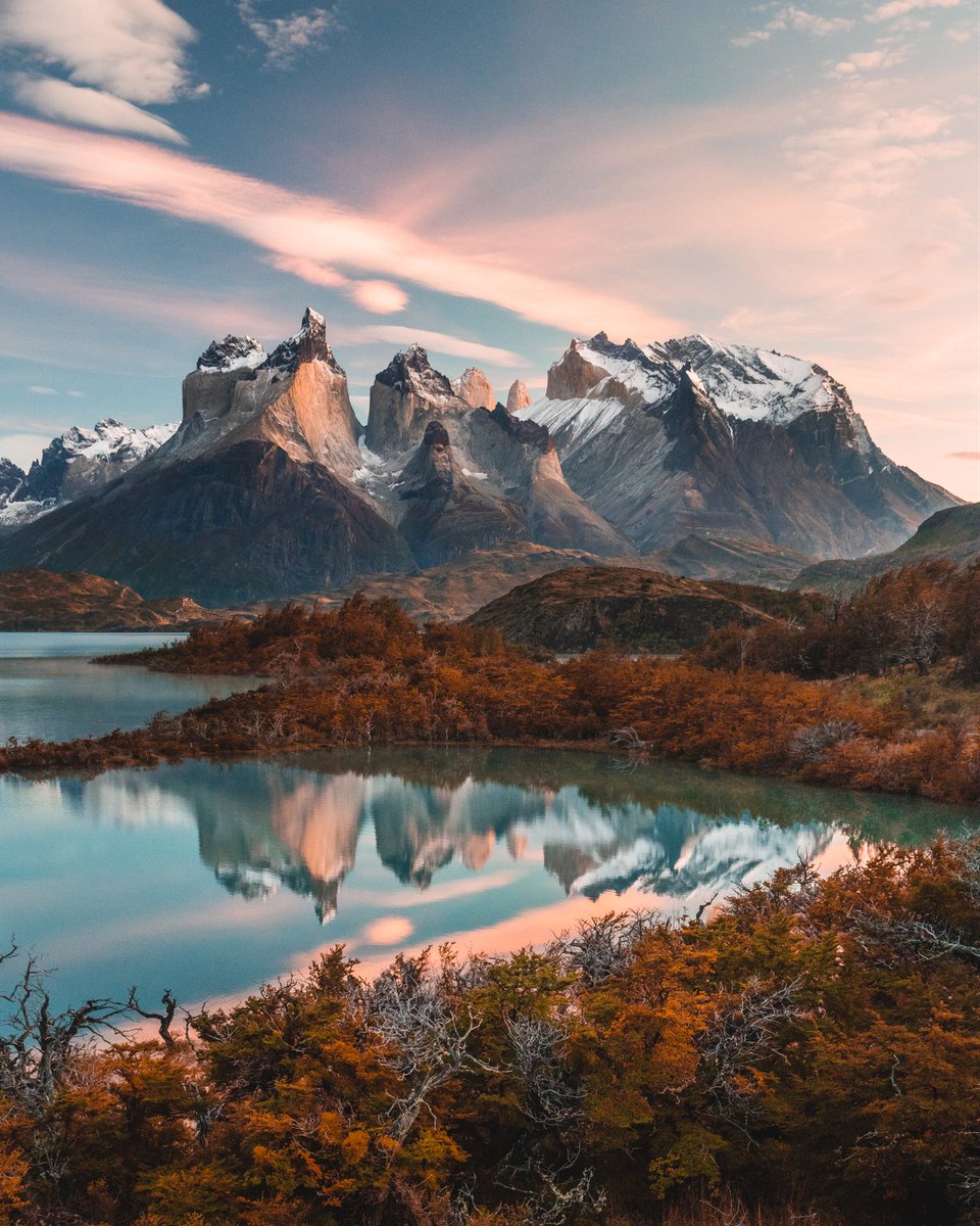 braybraywoowoo's tweet photo. Reflections of Patagonia

collected by @MotivateMeV2 ❤️🏔🍂

thank you much for believing in me as a photographer, Moti! i appreciate you.

i’m over the moon that you collected this piece alongside two others from 1000 Miles Out. it is truly an honour. https://t.co/Ym9lHiBlCD