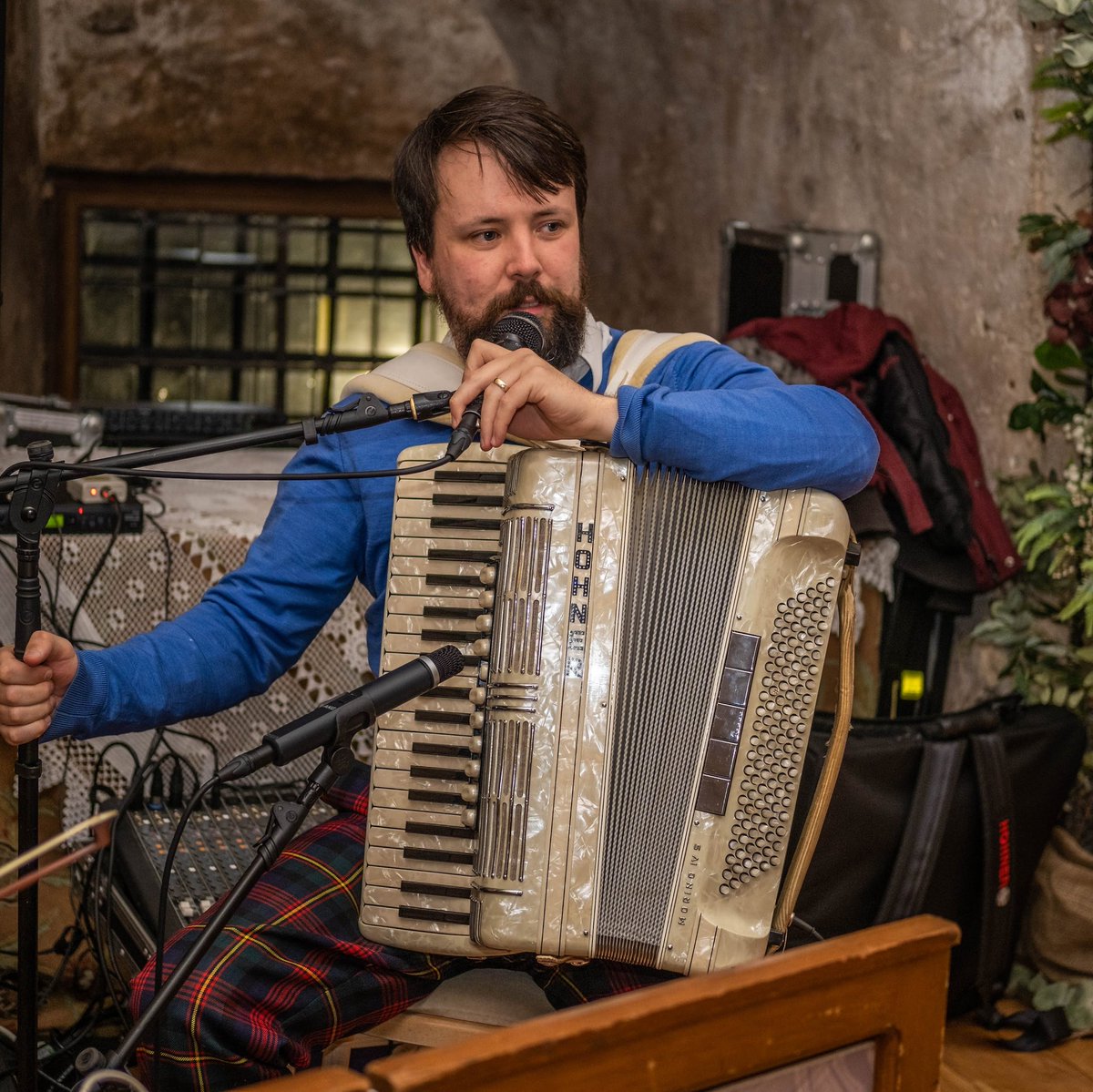 MatthewMaclenna's tweet photo. #NewProfilePic
#weddingceilidh 
#neidpathcastle
#scotland 

Credit to Andrej Zeman 
https://t.co/hKxTm6Ubc7 https://t.co/9MYXwmyvQJ