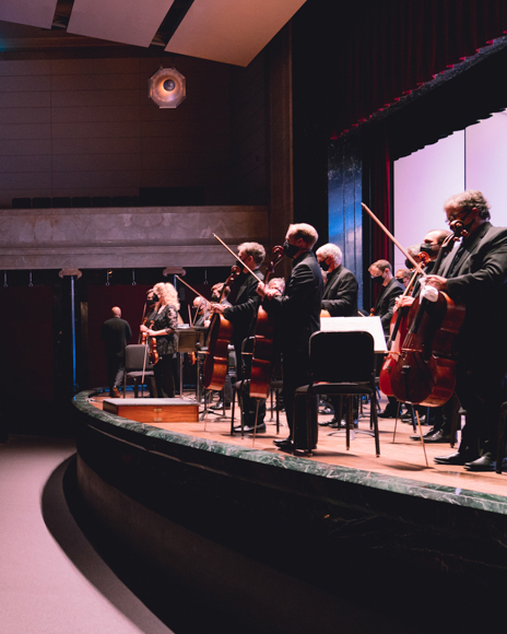 omahasymphony's tweet photo. The musicians of the Omaha Symphony return to the Joslyn Art Museum's Witherspoon Concert Hall this Sunday for Dvořák, Walker &amp; Schumann. Get ready to hear this music live with our Listen Ahead playlist on Spotify >> https://t.co/K5aEVMEArQ https://t.co/dNrJxrTA2l