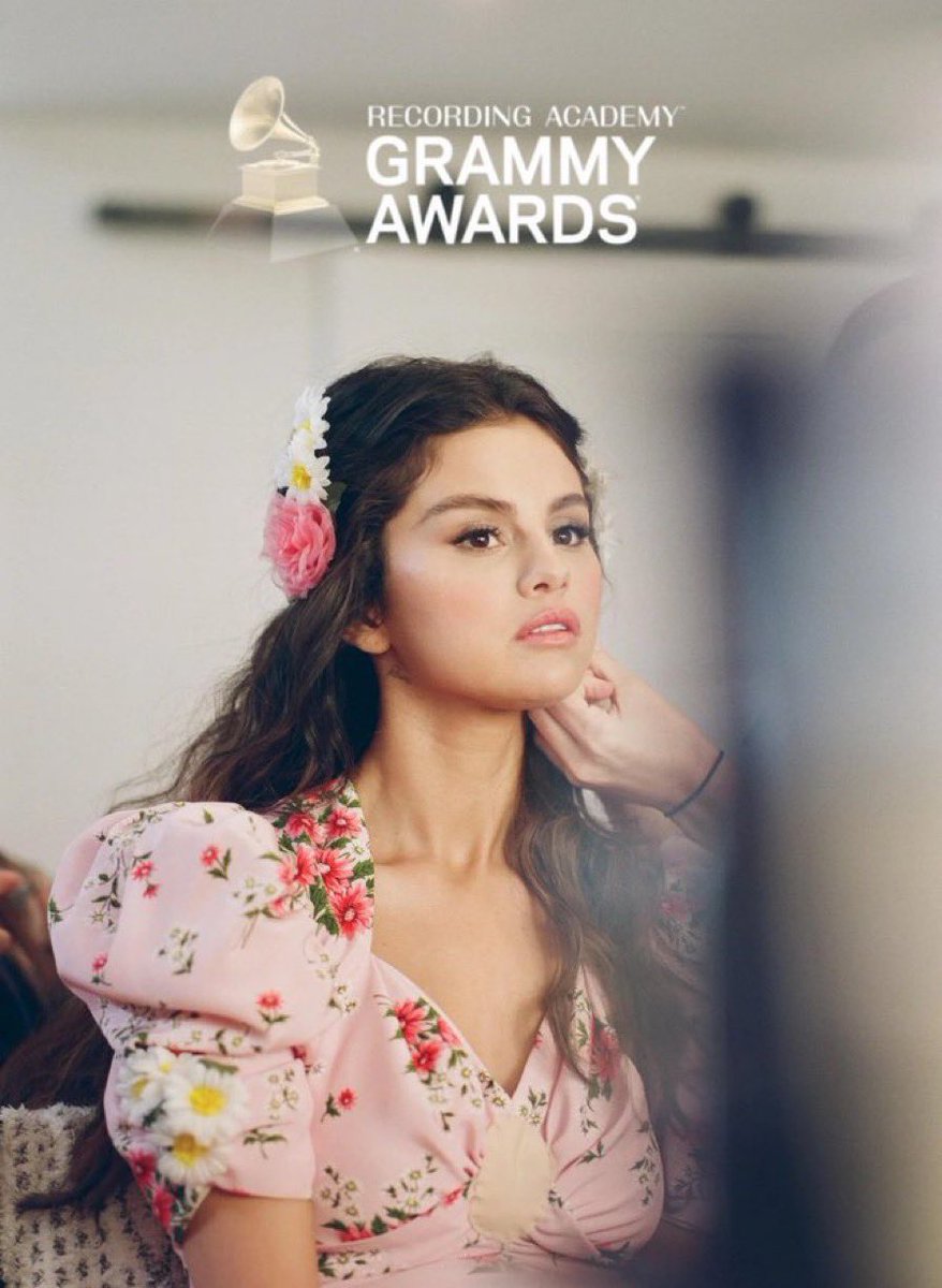 GomezSource's tweet photo. Selena said she wants to attend the Grammy Awards later this month but she’s unsure if her schedule will allow her to due to shooting season two of Only Murders in the Building. https://t.co/3g8rtyra9d