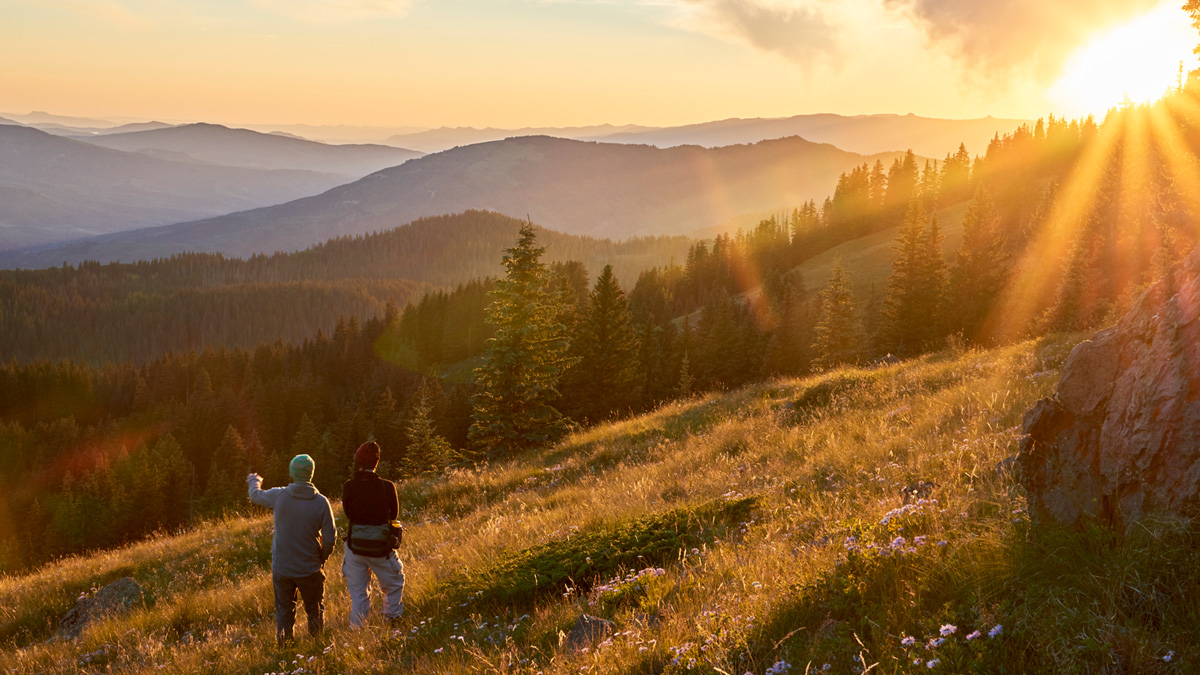 Each year, we invite our grantees to nominate member companies that have directly impacted their work. The 2021 Outstanding Partnership Awards go to <a href="/BankoftheWest/">Bank of the West</a>, <a href="/TheGrayl/">GRAYL</a> &amp; <a href="/ObozFootwear/">Oboz Footwear</a> Read about the support these brands are providing: bit.ly/32IH2Iw
📸: Mullen