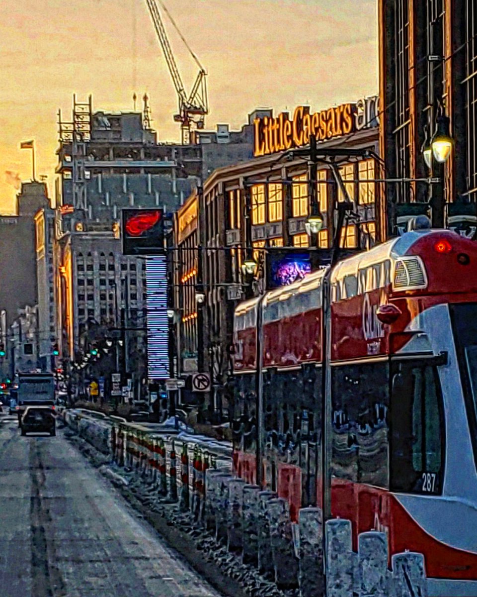 jamesxxcc's tweet photo. #Detroit #WoodWardAve #lca #downtowndetroit #313detroit #streetsofdetroit #wintervibes https://t.co/iz4oGcxFpD