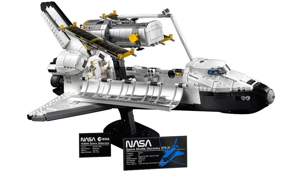 BroereAlex's tweet photo. The winter is still long.... so, I ordered #LEGO #discoveryshuttle https://t.co/AYFR5mySLY