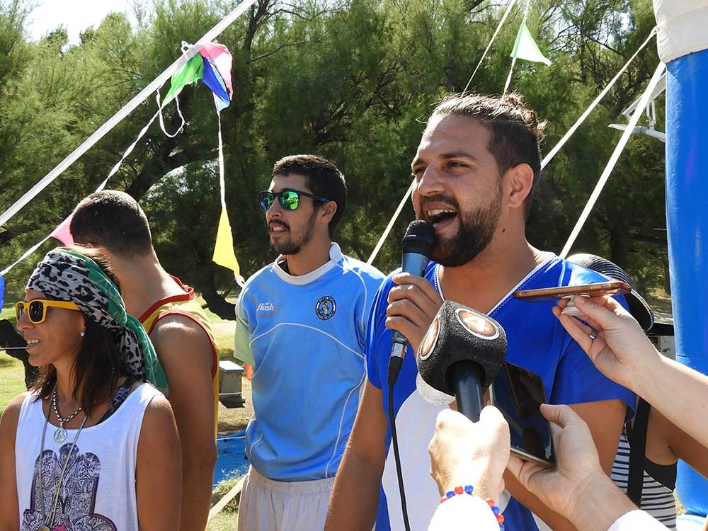 marianouset's tweet photo. Mejor y cuidado verano para los "mas grandes". 
Este verano entre el MUNICIPIO y PAMI volvemos a poner en marcha la colonia de verano. 
Con la Secretaria de coordinación y gestión,  direcciones de deportes y cultura sumamos esfuerzos para disfrutar del aire libre las vacaciones. https://t.co/ZNHPk3UNMl