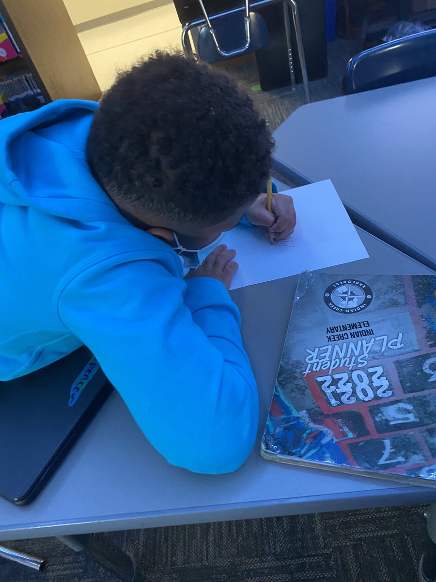 slsharp117's tweet photo. Students recalling on things they learned during the pandemic to help with a new (to them) sport…disc golf!! Now if only it would get warmer…..
#ICE2122 #3acttask @gfletchy #discgolf #thirdgrade https://t.co/YhLV3Kd6Ba