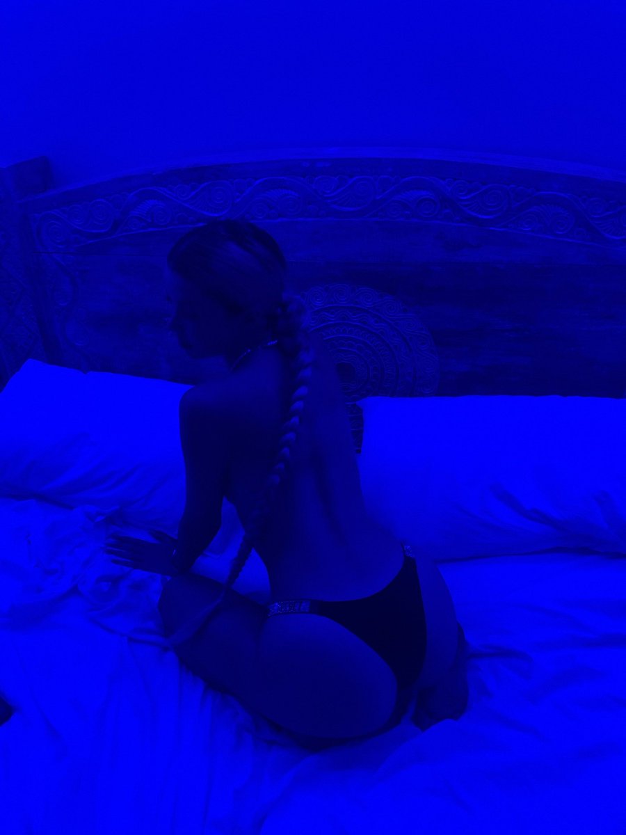 sheknowshebadaf's tweet photo. he vuelto a quien le apetece hablar?😌🥴 https://t.co/G7u0mnSMkq