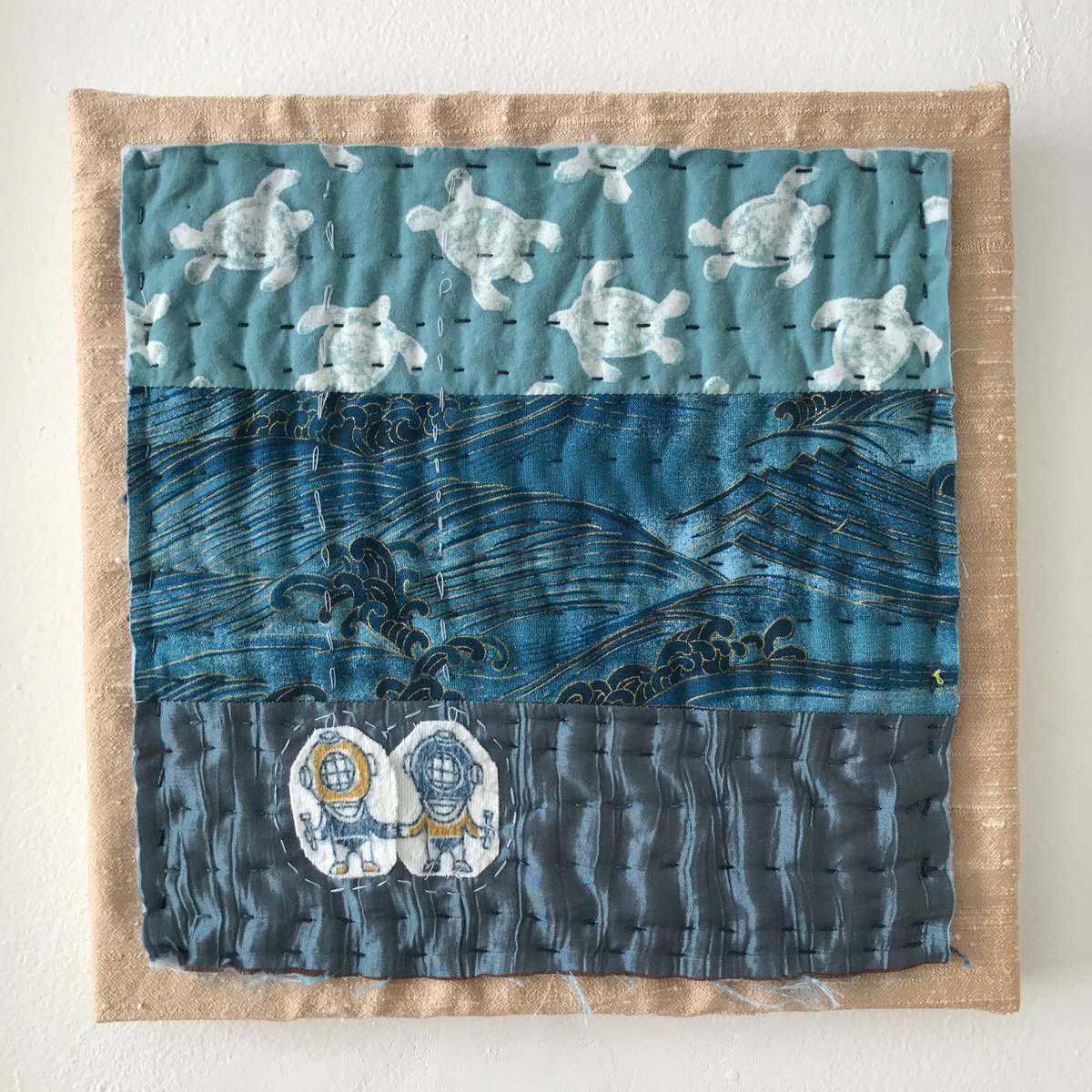 ConnieLeeCurate's tweet photo. .@ArtLivesHerenyc Artworks from 3 of the 15 artists participating in the exhibition, Members Only. @CapsBourcart Carol Paik and @MarneLucas https://t.co/7AyEhnPszc