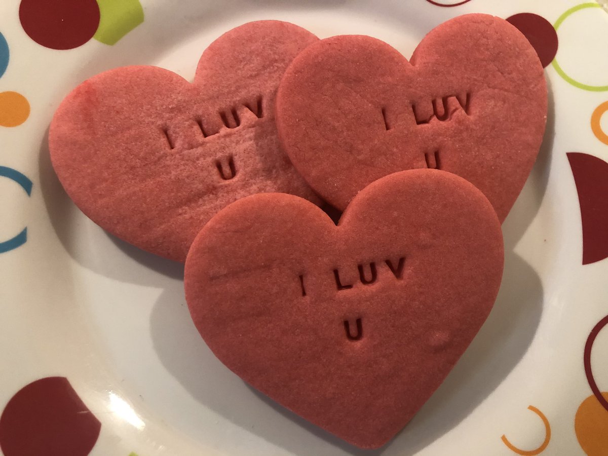 Trisomy21Momma's tweet photo. Say it with cookies! For a minimum $21 donation I will make you a dozen stamped cookies with whatever you like on them. Naughty or nice? You decide! 💯 % of all proceeds go to the DSRF for the Run Up For DS.
#MissACookies #DSRF #RunUp4DS #valentinecookies #stampedcookies https://t.co/JKHpbyY5LB