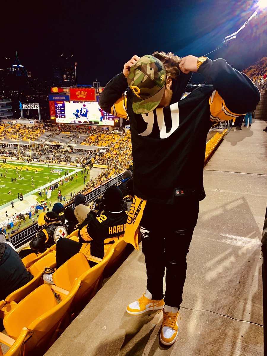 Jake Henry tweet media