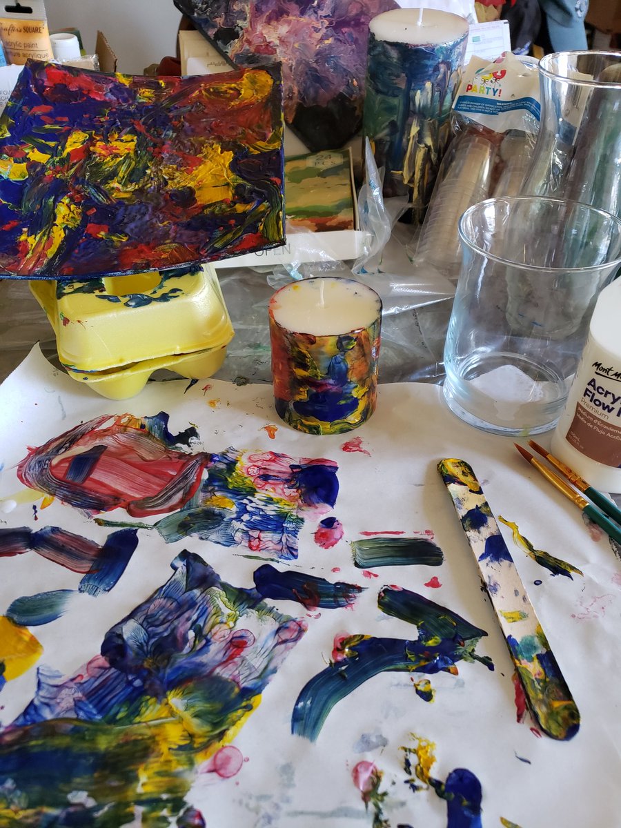 CassieJFox's tweet photo. Splashing and Slangin' paints. #AcrylicMarbling #Canvas # #Candles #CazFoxMedia #CassieJFoxArt #AcrylicPaints #FlowMedium #Art #Swirls #Colors #MyHappyPlace #MakeItDo https://t.co/2knMSS0NHO