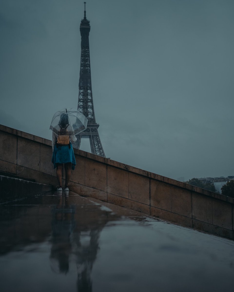 NadineSPictures's tweet photo. That girl with the umbrella &amp; me connected by the Covid-Situation last year. It’s not a big story but to me an unforgettable encounter that I am happy to share with you in my collection.  (read the story behind👇🏻) 

https://t.co/dUKerN0fqp https://t.co/Yt3GPj19u8
