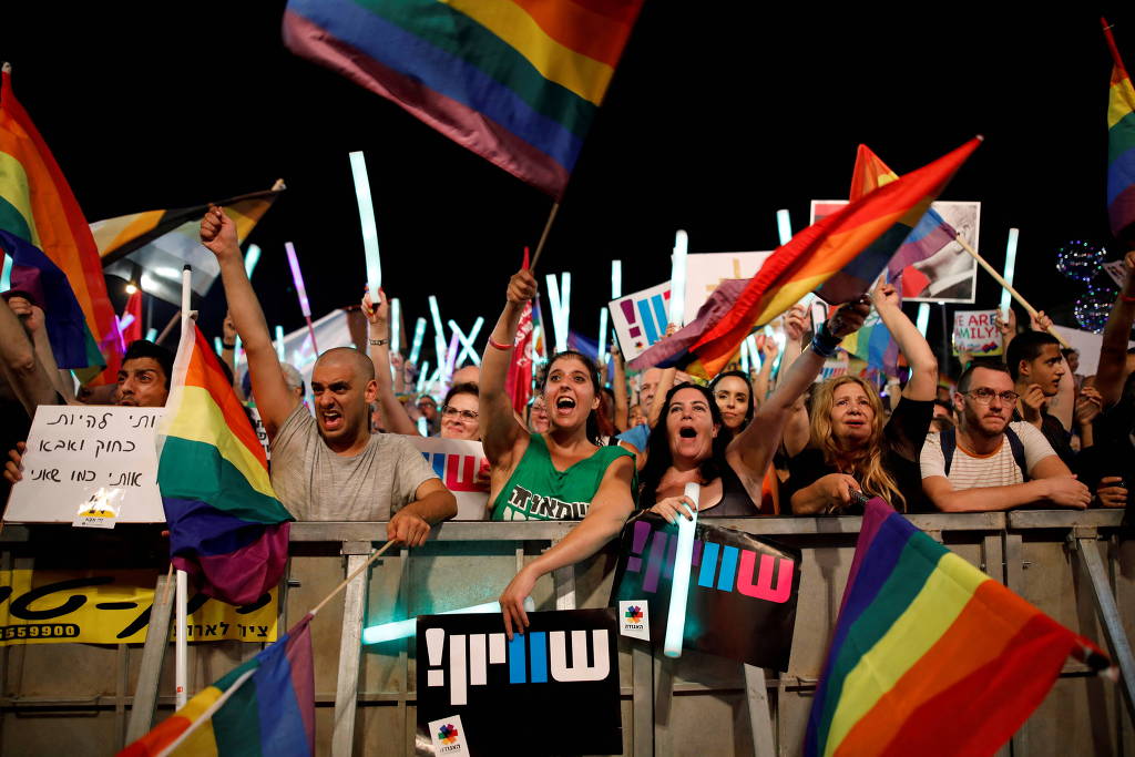 _dentrodomeio's tweet photo. Voltamos! Supremo de Israel permite que casais homo contratem barriga de aluguel
 https://t.co/MMFH11B4K8 https://t.co/JIdLdR8ajG