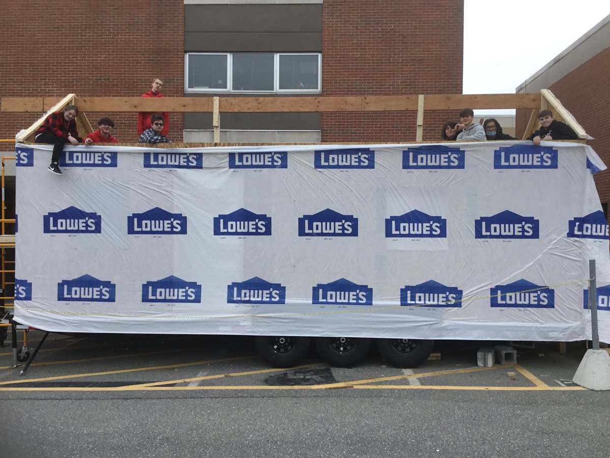 pvc0re's tweet photo. Ridge beam installed! Great job CORE team https://t.co/Ov5eIO59Wm