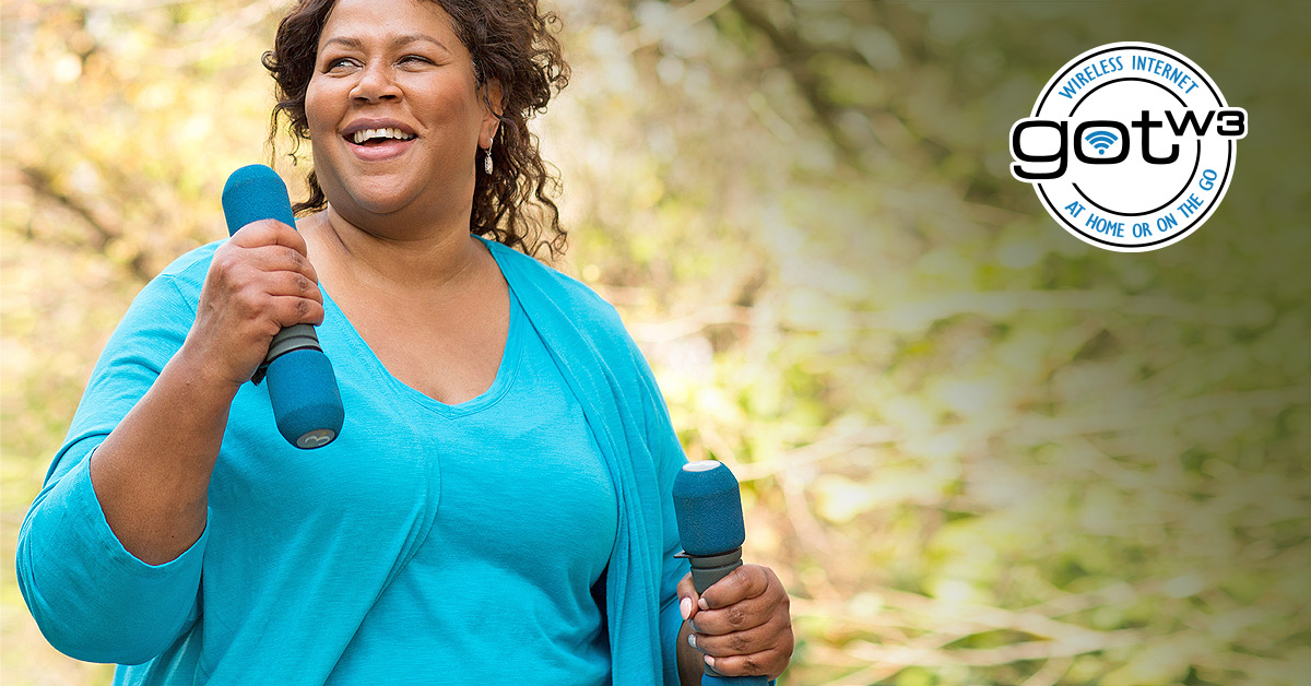 gotW3internet's tweet photo. 2022 Fitness Trend; Exercising outdoors! Have router, will travel. #gotW3 #interneteverywhere #newyearsgoals #getmotivated
 https://t.co/6MUYNUJmKn https://t.co/STULufkGyK