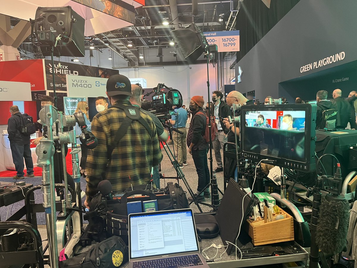 At #ces2022  producing some virtual showfloor tours with our amazing partners at <a href="/Yahoo/">Yahoo</a> . This crew is legit #medialinked