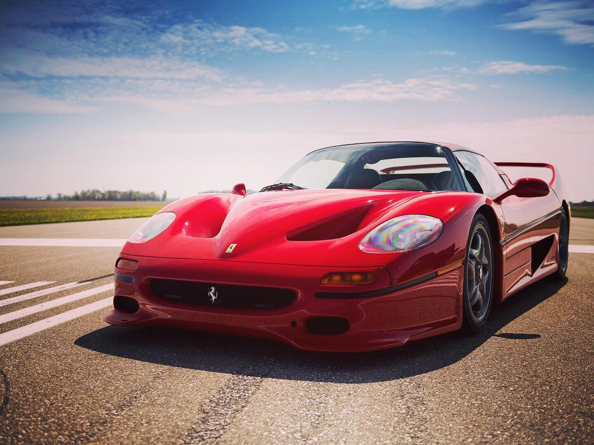 WheelFeel's tweet photo. Modern sanat, Ferrari F50. https://t.co/gkkMbQA2d6