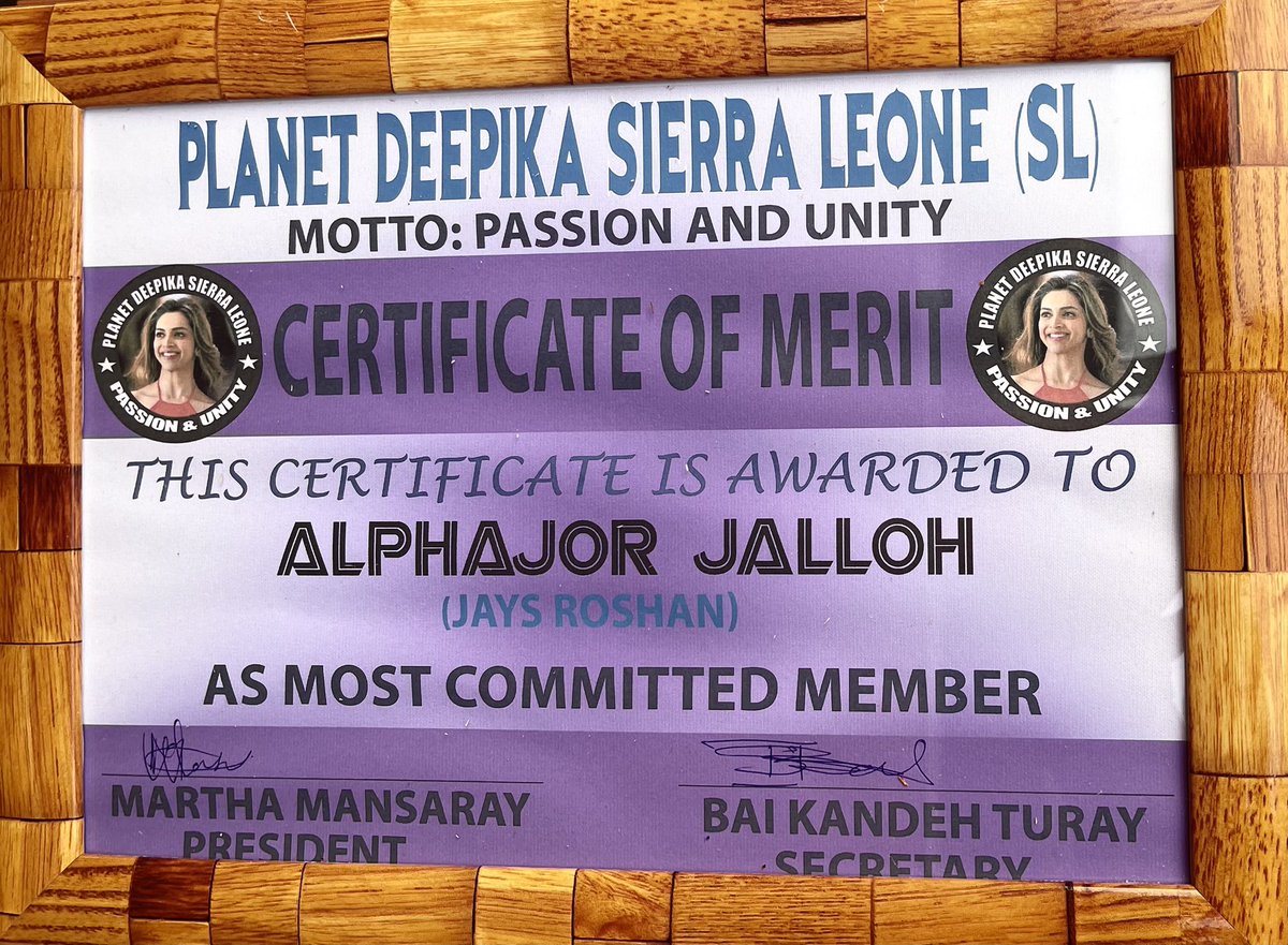 PlanetDeepikaSL's tweet photo. Back 2 Back β
Most Committed Member π
Thank u @PlanetDeepikaSL β₯οΈ
#PlanetDeepikaSL #JRxSL
#HappyBirthdayDeepikaPadukone https://t.co/MXKFvzyzEz
