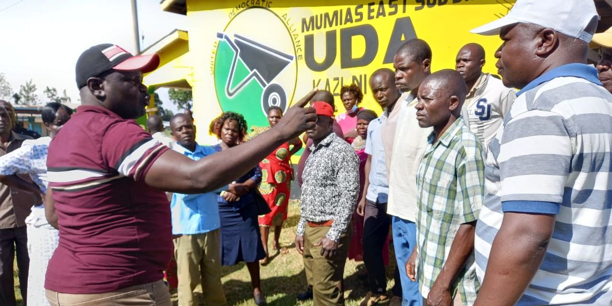 ntvkenya's tweet photo. Mumias East MP Washiali says he'll quit politics

Washiali said he is ready to serve in government if Ruto is elected the next president.

https://t.co/mPwKcJo7Un https://t.co/ycpnteKhxN